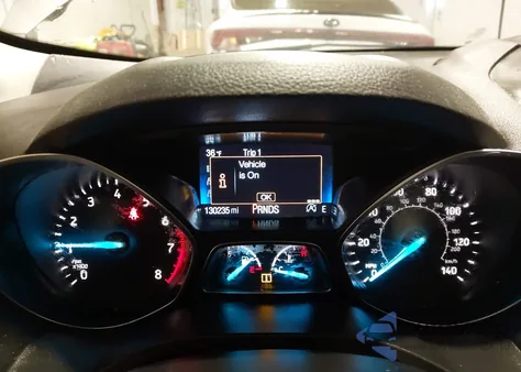 2019 Ford Escape Se из США, поврежденный, VIN 1FMCU0GD6KUA39743